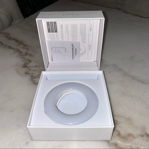 Littil Selfie One Rechargeable Ring Light Clip-On for iPhone, Laptop, Etc. - Picture 9 of 16